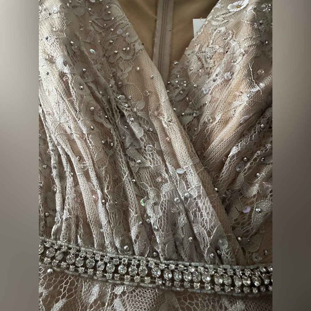 Mac Duggal Elegant Floral Embroidered Dress - Picture 9 of 14